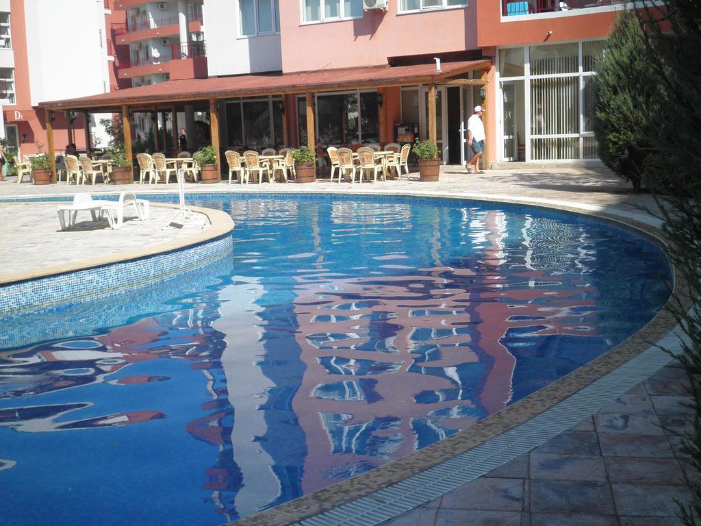 Private Apartments In Privilige Fort Beach 埃勒尼特 外观 照片