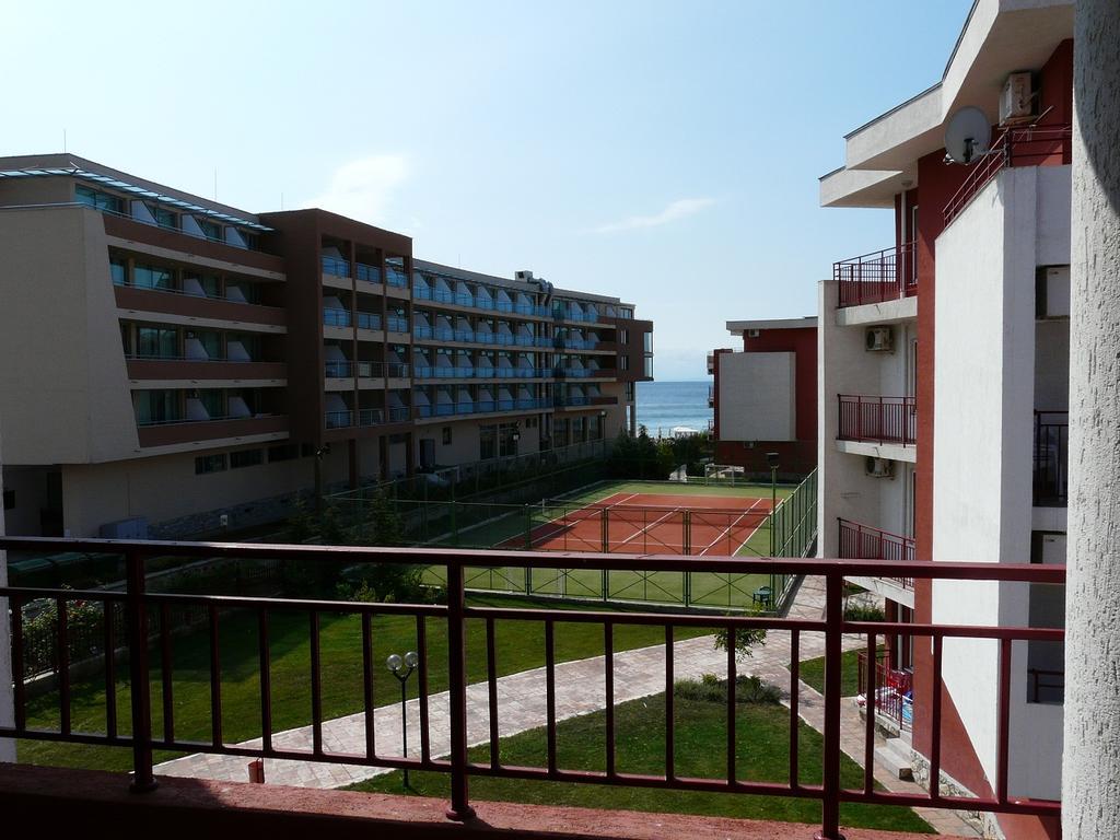 Private Apartments In Privilige Fort Beach 埃勒尼特 外观 照片