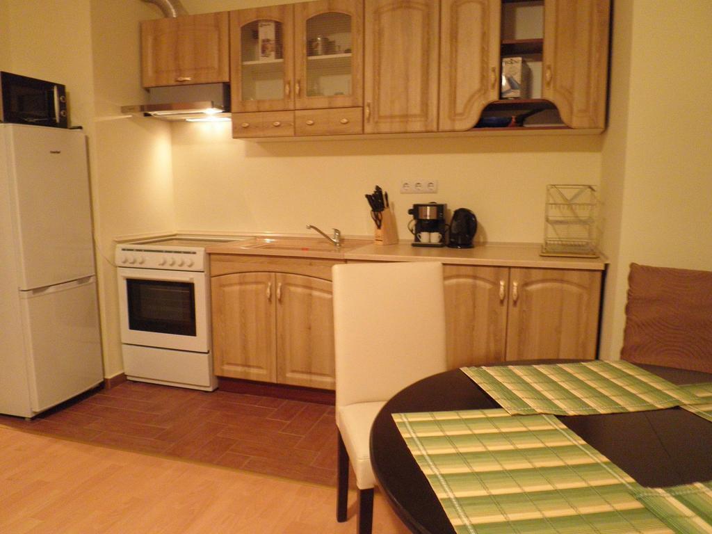 Private Apartments In Privilige Fort Beach 埃勒尼特 外观 照片