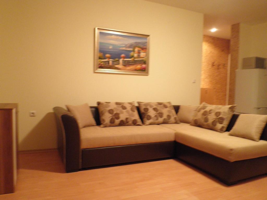 Private Apartments In Privilige Fort Beach 埃勒尼特 外观 照片